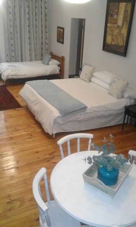 Poetry Guestrooms Vryburg Exterior photo